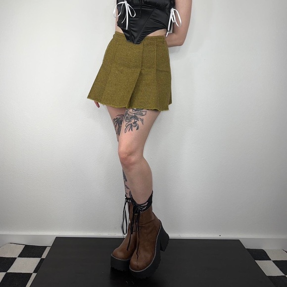 Sold - Picture 3 of 4